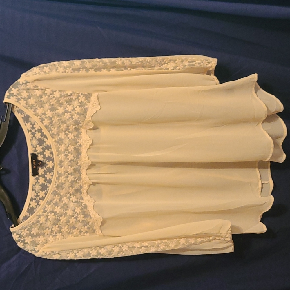 Lace top